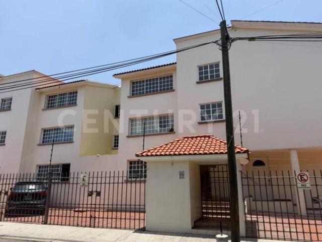 Departamento en Venta en San Lucas Tepetlacalco, Tlalnepantla