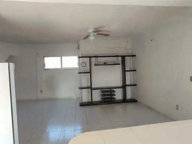 Departamento en venta en Santa Cruz, Acapulco de Juárez, cerca de servicios clave