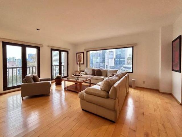 Departamento en venta en Santa Fe, con vistas verdes