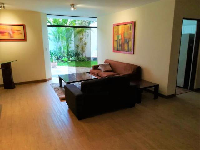 Departamento en venta en Santiago De Surco a $420,000