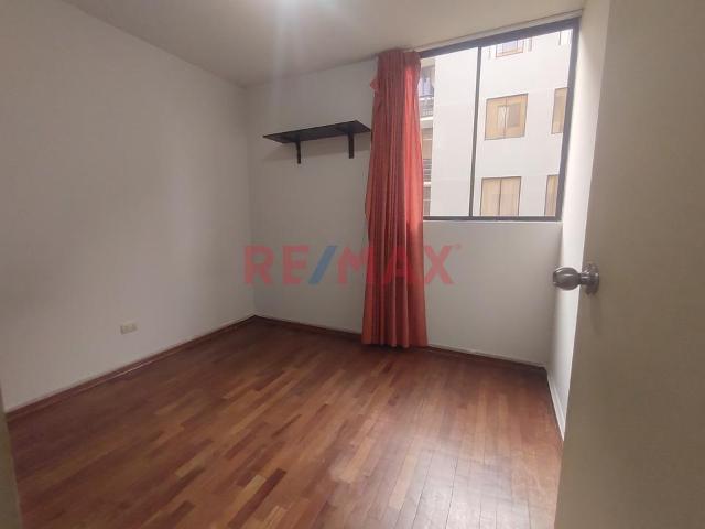 Departamento en venta en Santiago De Surco a S/372,900