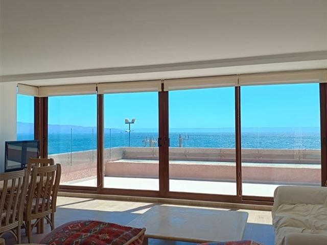 Departamento en Venta en SE VENDE AMPLIO Y COMO DEPARTAMENTO EN REÑACA RECIEN REMODELADO, PISO PORCELANATO, VENTAS TERMOPANEL, ROLLER 5 DORMOTORIOS 4 BAÑOS 3 ESTACIONAMIENTOS