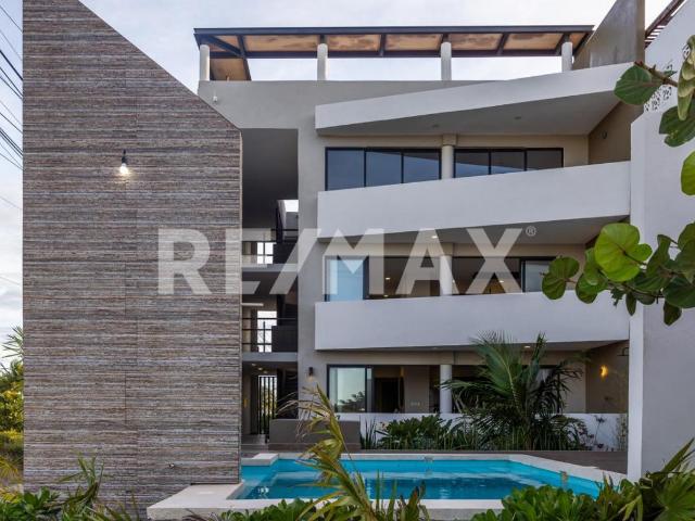 Departamento en venta en segunda fila con vista al mar en San Benito Punta Sole