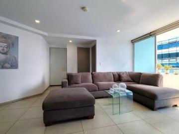 Departamento en Venta en Periférico 180 | Piso 25 con Balcón y Amenidades