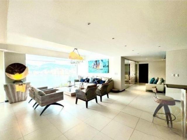 Departamento en venta en Playa Guitarrón, Acapulco de Juárez, Guerrero