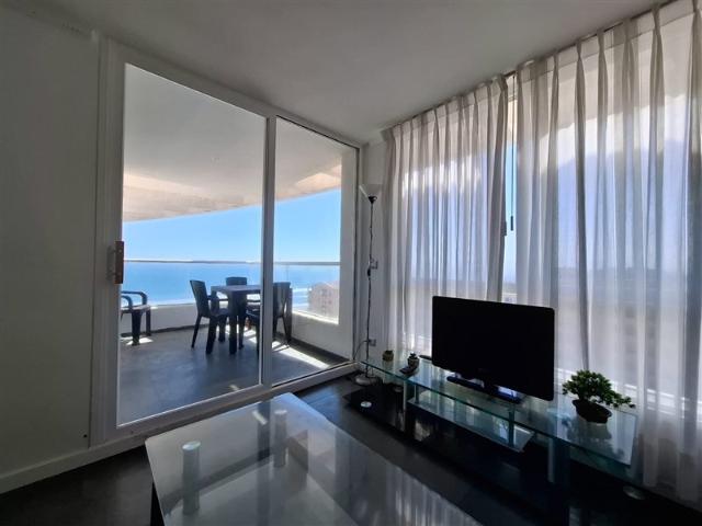 Departamento en Venta en Primera Linea Av del Mar