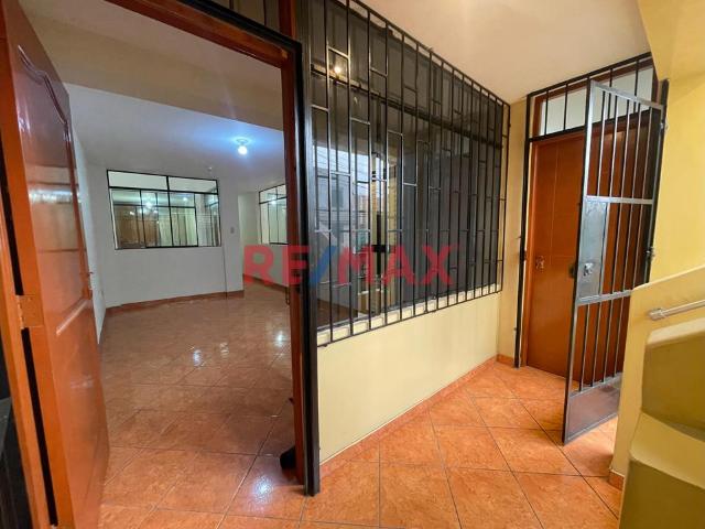 Departamento En Venta En Prolima – Los Olivos De 78M², 2Do Piso, Excelente Ubicación