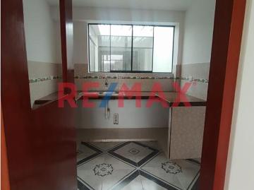 Piso en venta en Puente Piedra - Cuarto de servicio