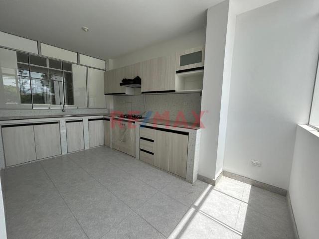 Departamento en venta en Puente Piedra a S/240,000