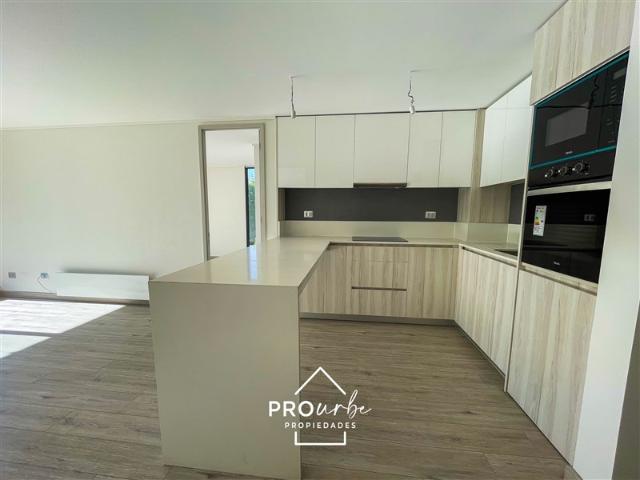 Departamento en Venta en Roberto Del Río Eleodoro Yañez
