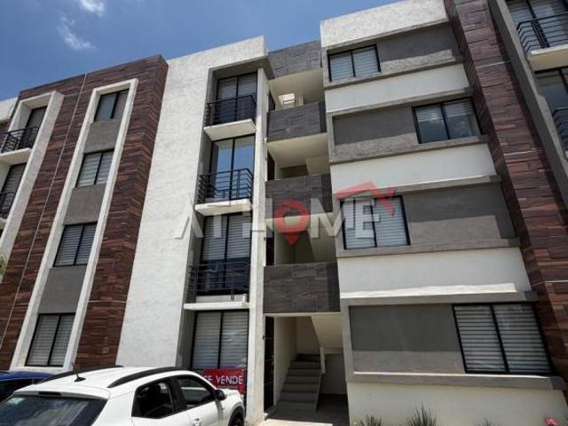 Departamento en Venta en Residencial Toscana, Cuautlancingo | Planta Baja con Jardín