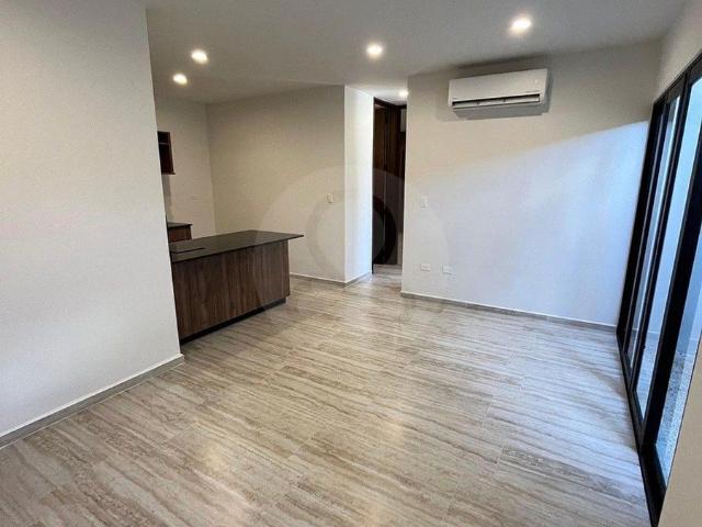 Departamento en Venta en Torre dentro de privada