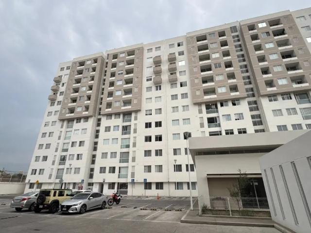 Departamento en Venta en Tres Lagos, Guadalajara: Con Amenidades y Acceso Garantizado