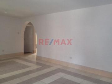Departamento en venta en Victor Larco Herrera a S/267,810