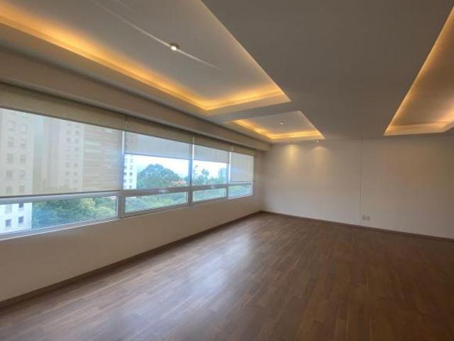 Departamento en venta en Villa del lago