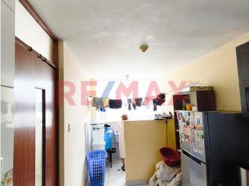 Departamento en venta en Villa Maria Del Triunfo a S/238,700