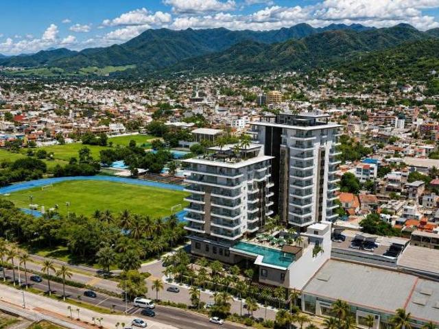 Departamento en venta en Zona Hotelera de Puerto Vallarta cerca de la playa