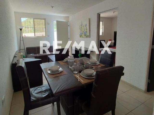 Departamento en venta Fracc. San Isidro tercer nivel sobre calle principal
