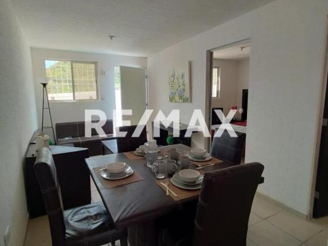 Departamento en venta fraccionamiento San Isidro, planta baja sobre calle principal 4