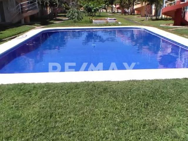 DEPARTAMENTO EN VENTA FRACCIONAMIENTO TULIPANES FRENTE A LA COCACOLA DE CAYACO, ACAPULCO