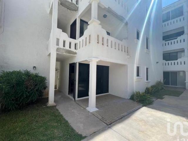 DEPARTAMENTO EN VENTA FRENTE AL MAR, CHICXULUB PUERTO, MÉRIDA, YUCATÁN