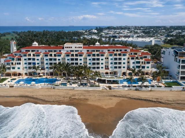 Departamento en venta frente al mar en Portozul Manzanillo