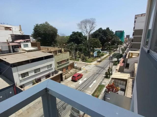 DEPARTAMENTO EN VENTA FRENTE AL PARQUE PUEBLO LIBRE