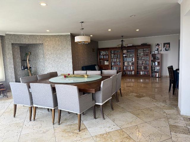 Departamento en Venta o Renta en Av Country Club