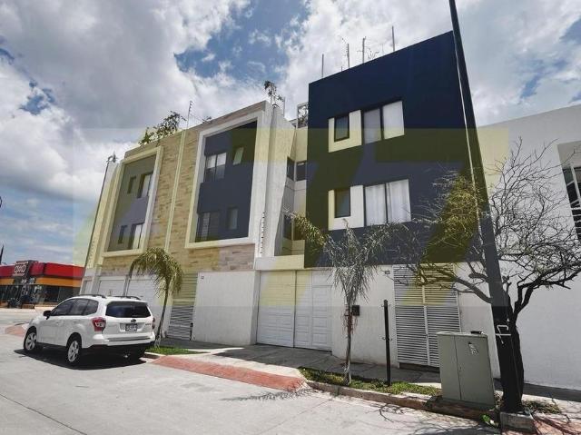 DEPARTAMENTO EN VENTA O RENTA EN LA VIGATTA