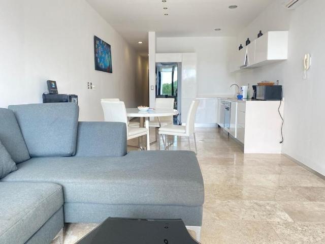 Departamento en venta Menesse Playa del Carmen a una calle de la playa