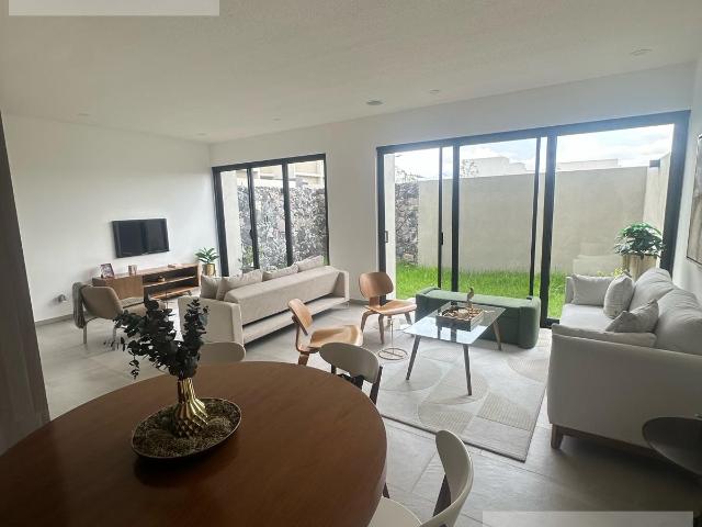 DEPARTAMENTO EN VENTA PB CON JARDIN, ZARU, QUERETARO AE/