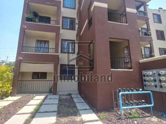 Departamento en venta, primer piso en fracc. privado