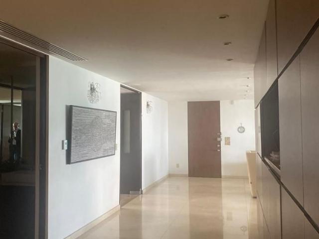 DEPARTAMENTO EN VENTA RENTA CON O SIN MUEBLES EN BOSQUES DE LAS LOMAS