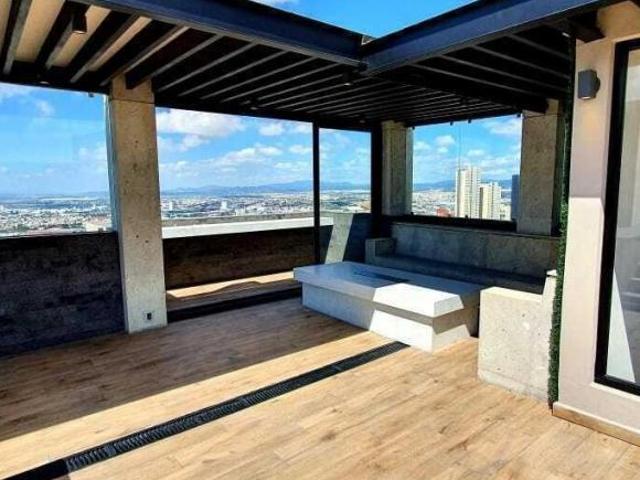DEPARTAMENTO EN VENTA TIPO PENTHOUSE EN ZONA DIAMANTE QUERETARO