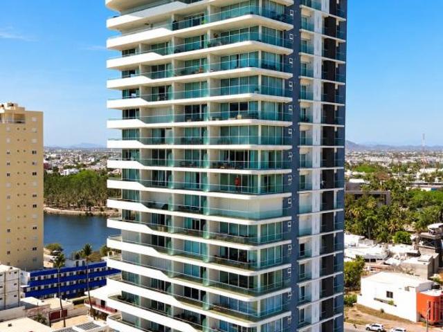 Departamento en Venta Ubicado en la exclusiva ZONA DORADA Cristal Bay | Malecón de Mazatlán
