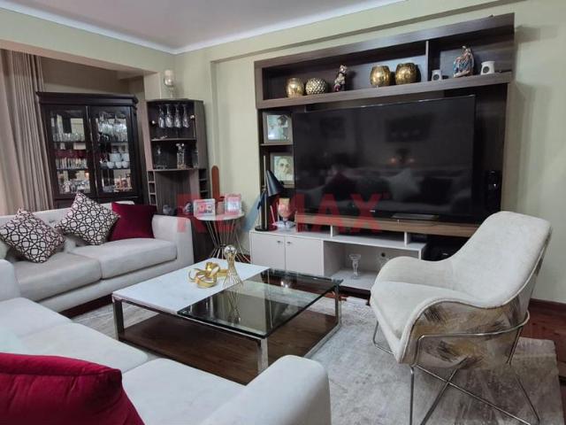 Departamento En Venta Urb. Magisterio