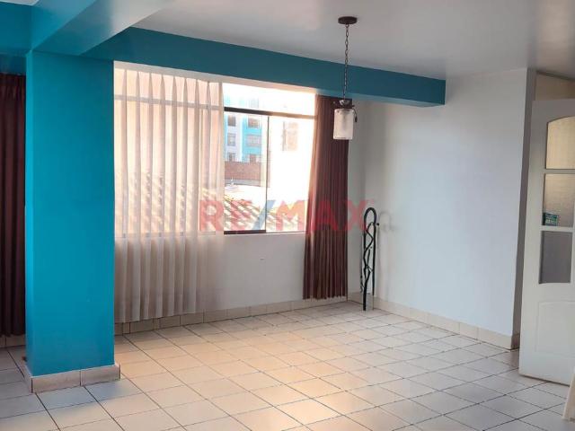 Departamento En Venta – Urb. Manuel Prado, Cusco