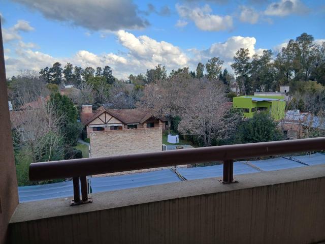 Departamento en Villa del Lago con vista al lago