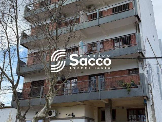 Departamento en VILLEGAS 700