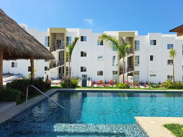 Departamento económico en coto privado con alberca en Manzanillo