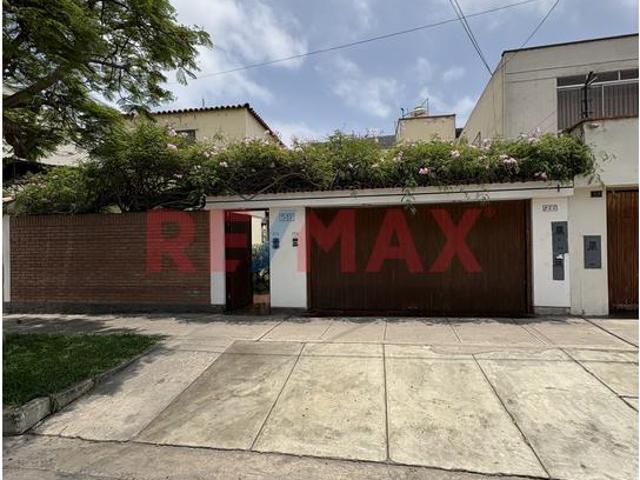 Departamento El Alquiler En Alameda Del Rocio – Santiago De Surco. Vive En Una De Las Zonas Residenciales Mas Bonitas De Surco, Con Todo Lo Que Necesitas A Tu Alcance