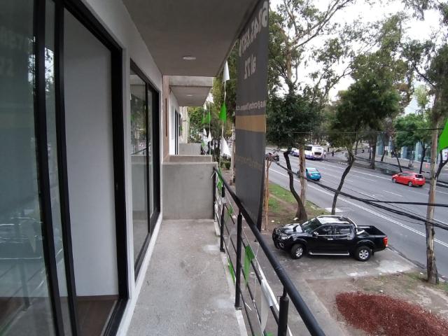 Departamento Exterior con Balcón sobre Canal del Norte – Próximo a Paseo de la Reform