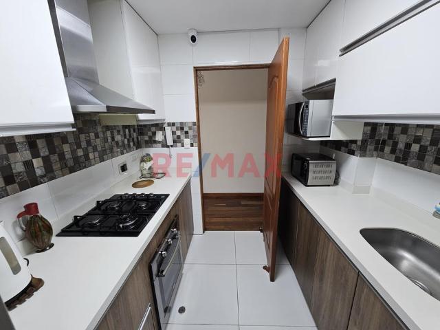 Departamento Exclusivo En Av. Ayacucho Surco A 2 Cuadras De Av. Benavides