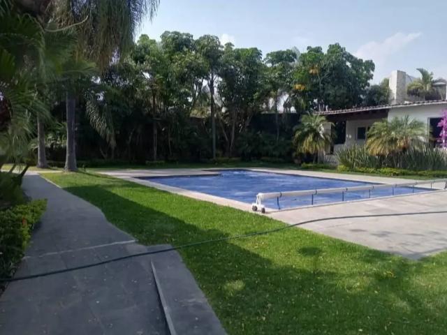 Departamento exclusivo en zona Dorada