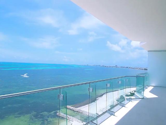 Departamento Frente al Mar, 2 Recámaras en SLS, Novo Cancún, Puerto Cancún