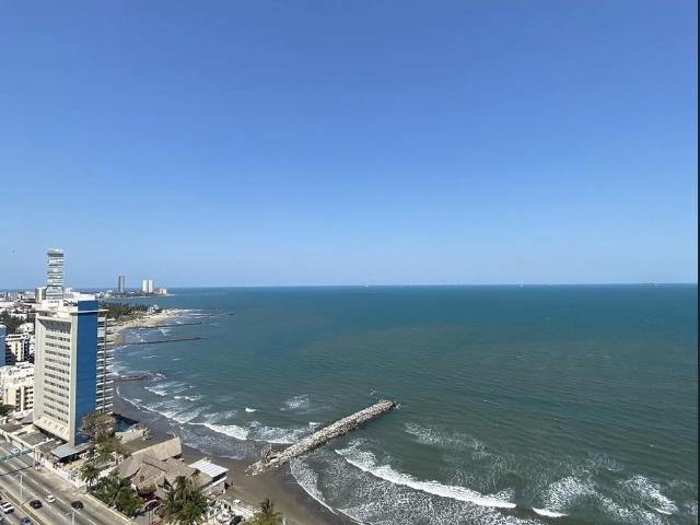 DEPARTAMENTO FRENTE AL MAR CON AMENIDADES