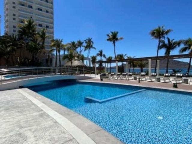 Departamento frente al Mar en Mazatlán, Zona Dorada