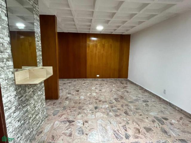 Departamento interior en planta baja con patio interior en San Juan De Aragón