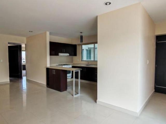 Departamento iluminado en Insurgentes Sur