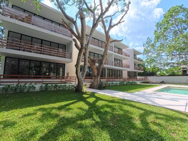 DEPARTAMENTO LUJO EN VENTA, ECO DEL RIO, EN LA BOCANA